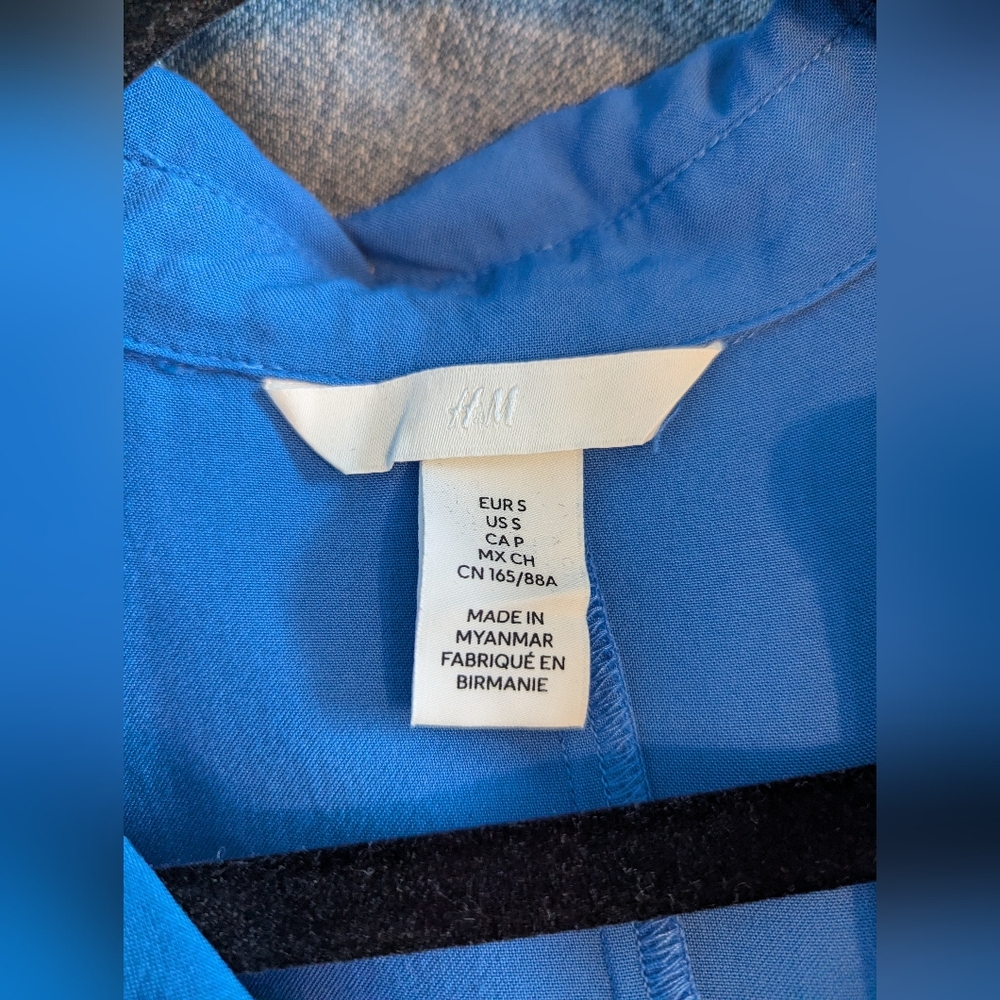 H&M Tie Belt Shirt Dress - Picture 9 of 10